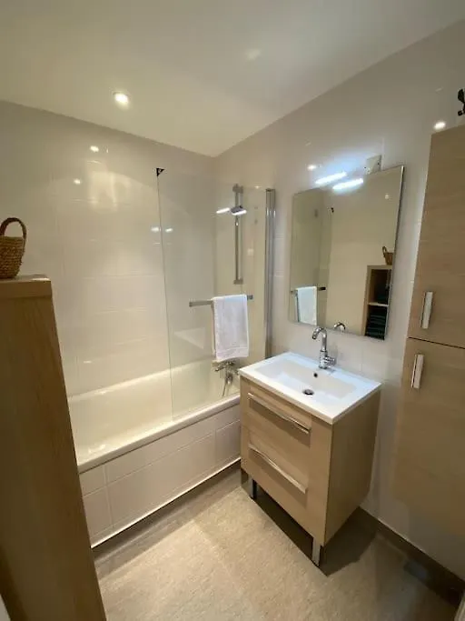 Le Lioran, La Sumene, Studio Balcon Tout Confort Aux Pieds Des Pistes Laveissiere