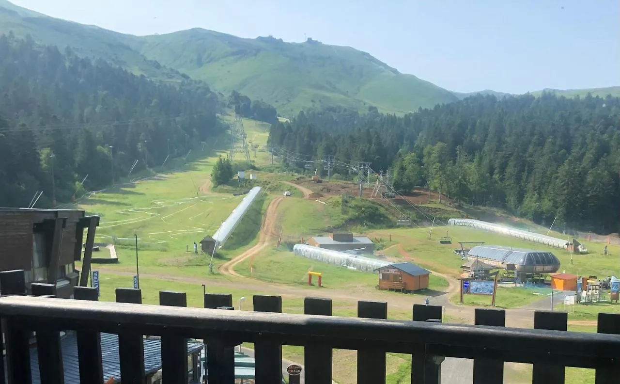 Le Lioran, La Sumene, Studio Balcon Tout Confort Aux Pieds Des Pistes Laveissiere